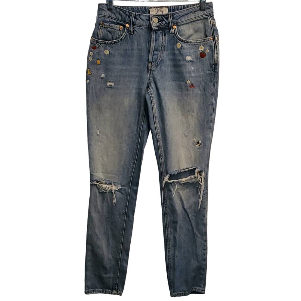 We The Free Twenty-Five 25 Frayed Button Up Embroidery Flower Strawberries Jeans